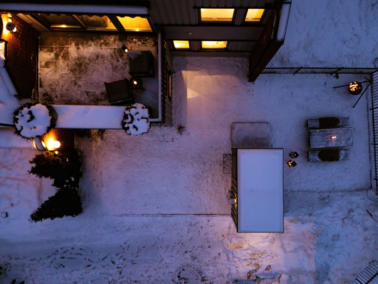 Eiendommen sett ovenfra. Galleribilde