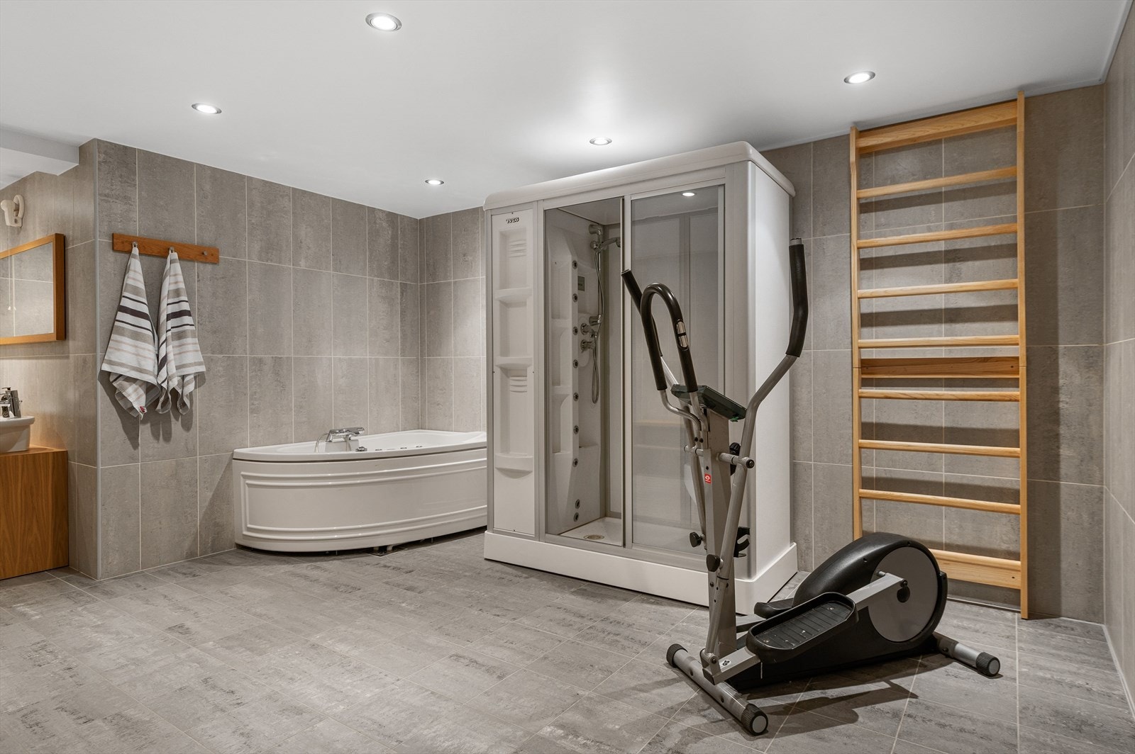 Ideelt for tøy og bøy etter en dag på ski. Galleribilde