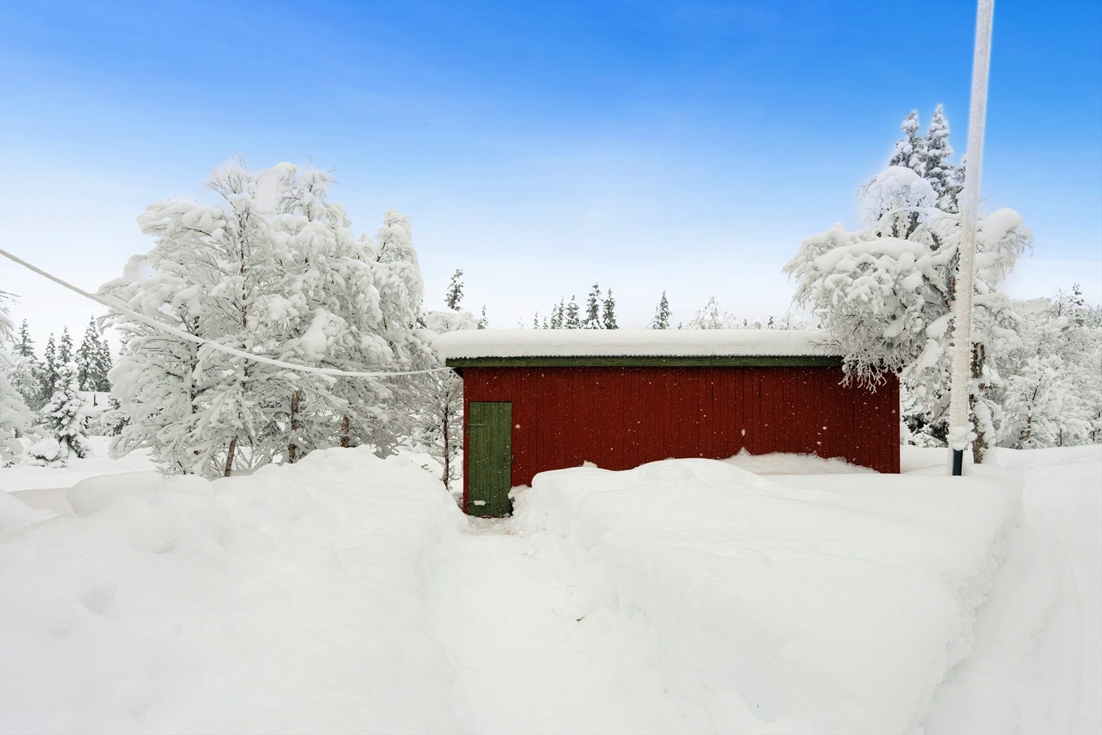 Her kan du nyte fine turmuligheter både sommer og vinter, med kort avstand til langrennsløyper og Stavadalen skisenter. Galleribilde
