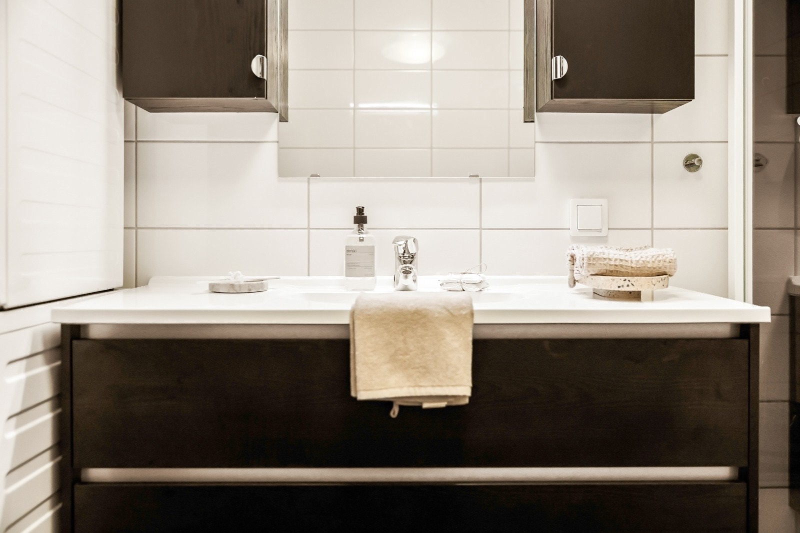 Opplegg for vaskemaskin og tørketrommel. Galleribilde