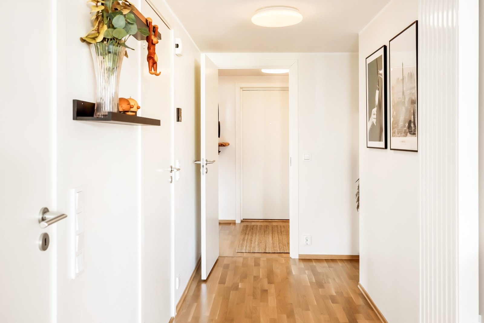 Gangen gir naturlig adkomst til alle rom. Galleribilde