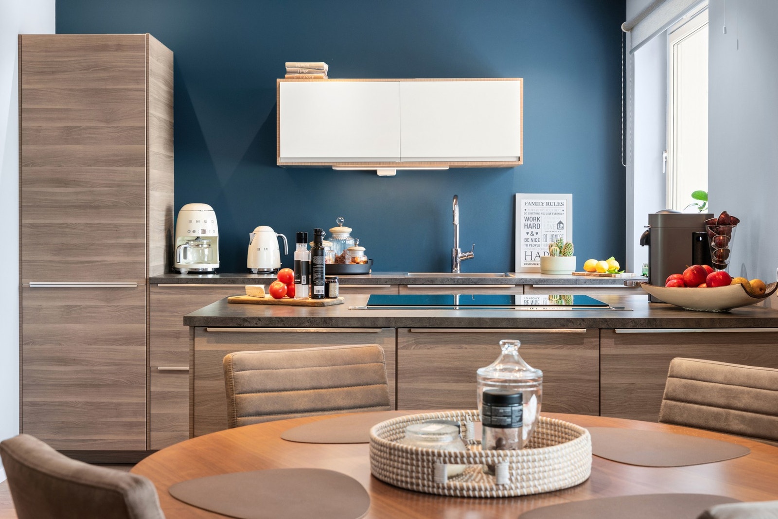 Det er montert lekkasjedeteksjon i tilknytning til vanninstallasjoner på kjøkken. Galleribilde