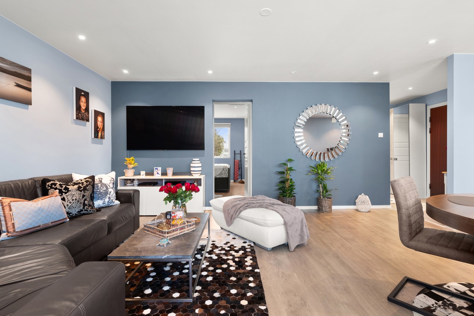 Downlights med dimmer i alle rom. Galleribilde