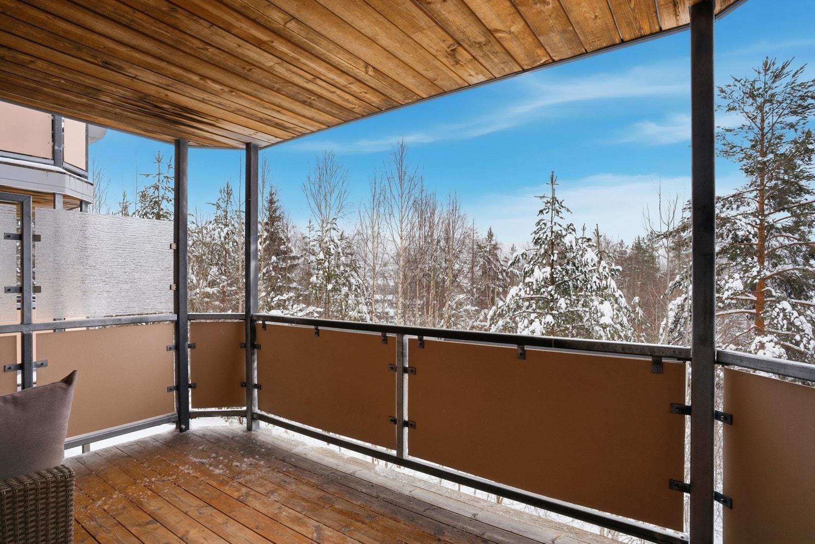 Takoverbygd balkong på ca 9 kvm. Galleribilde