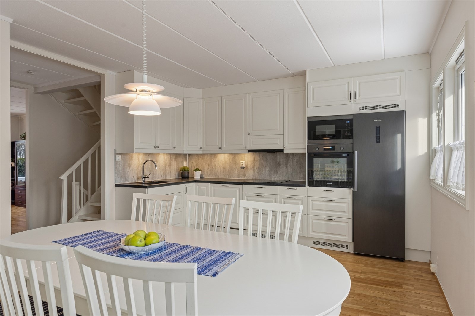 Åpen og sosial-løsning! Galleribilde