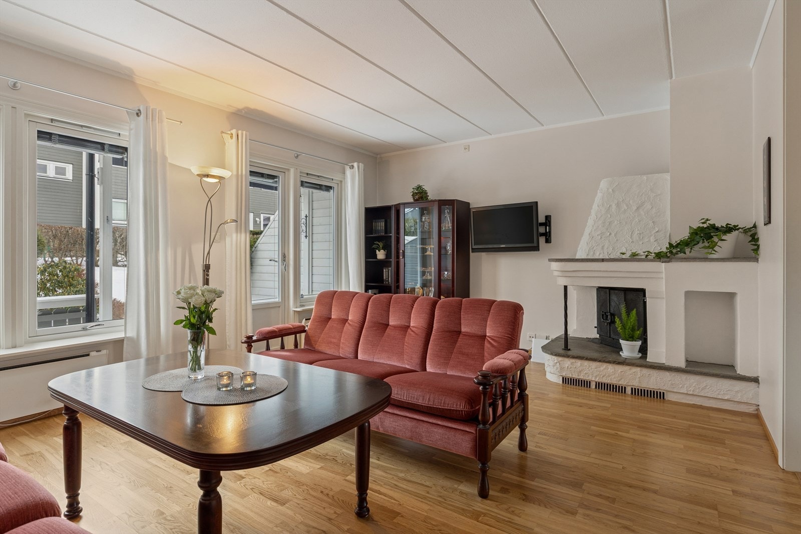 Fine vindusflater med lite innsyn. Galleribilde