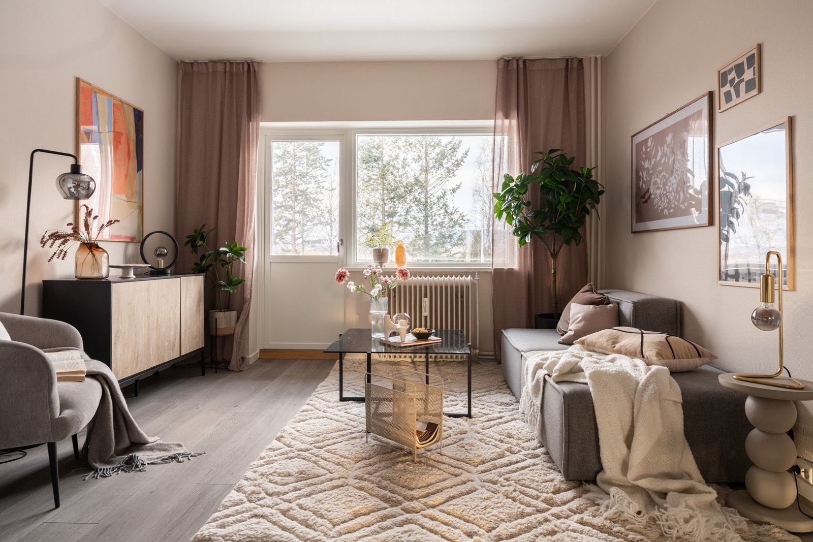 Velkommen til Trondheimsveien 191 - Presentert av EIE eiendomsmegling Sinsen & Carl Berner.
Foto: Luma Foto AS (Einar Horsberg) Galleribilde