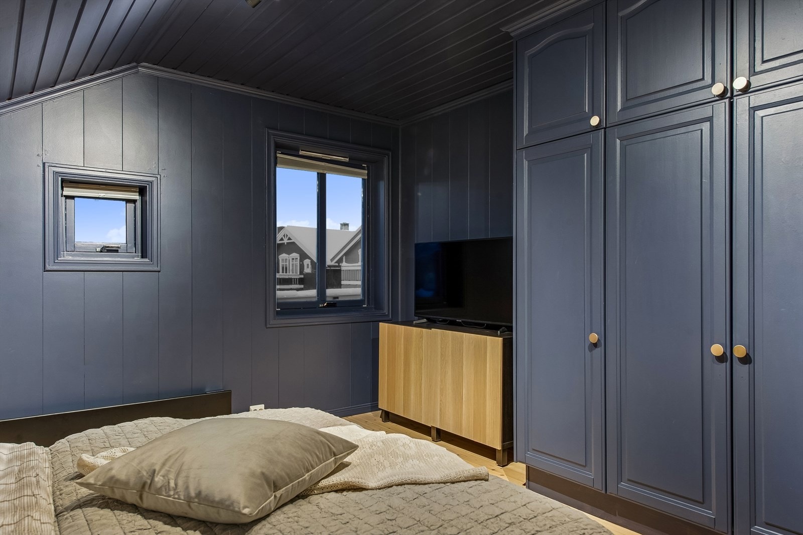 Også her er det rikelig med garderobeplass for god oppbevaring. Galleribilde