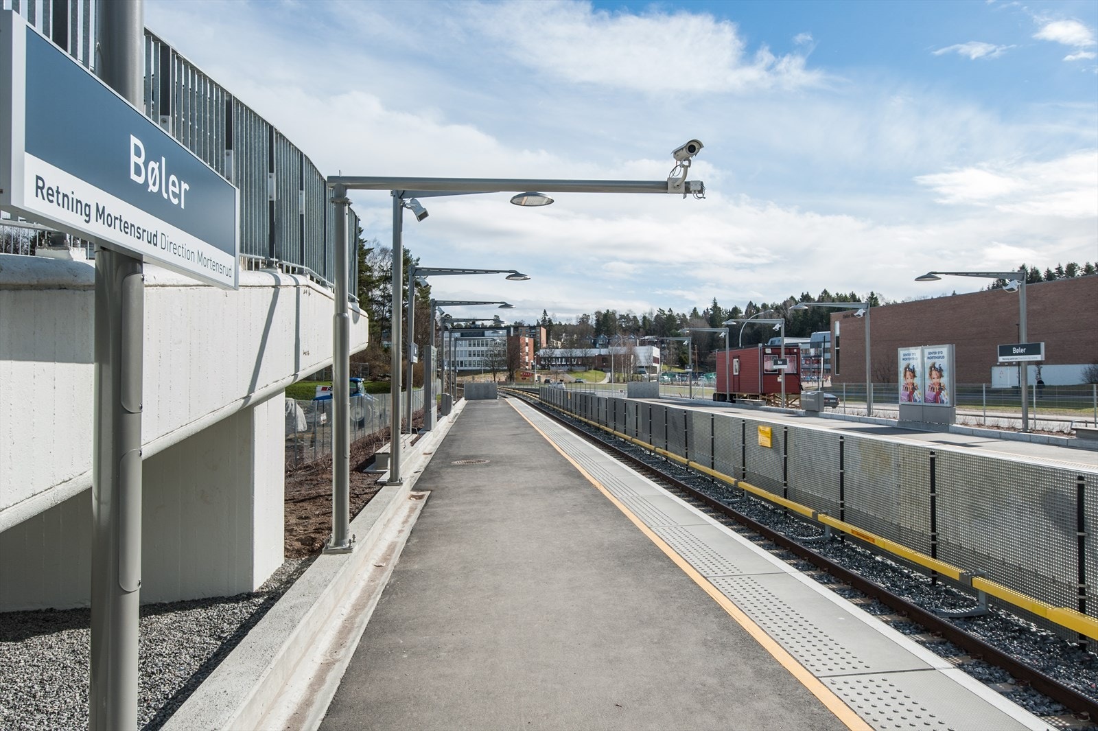 Med Bøler T-banestasjon kun to minutter unna, er reisetiden til Oslo S kun 14 minutter. Galleribilde