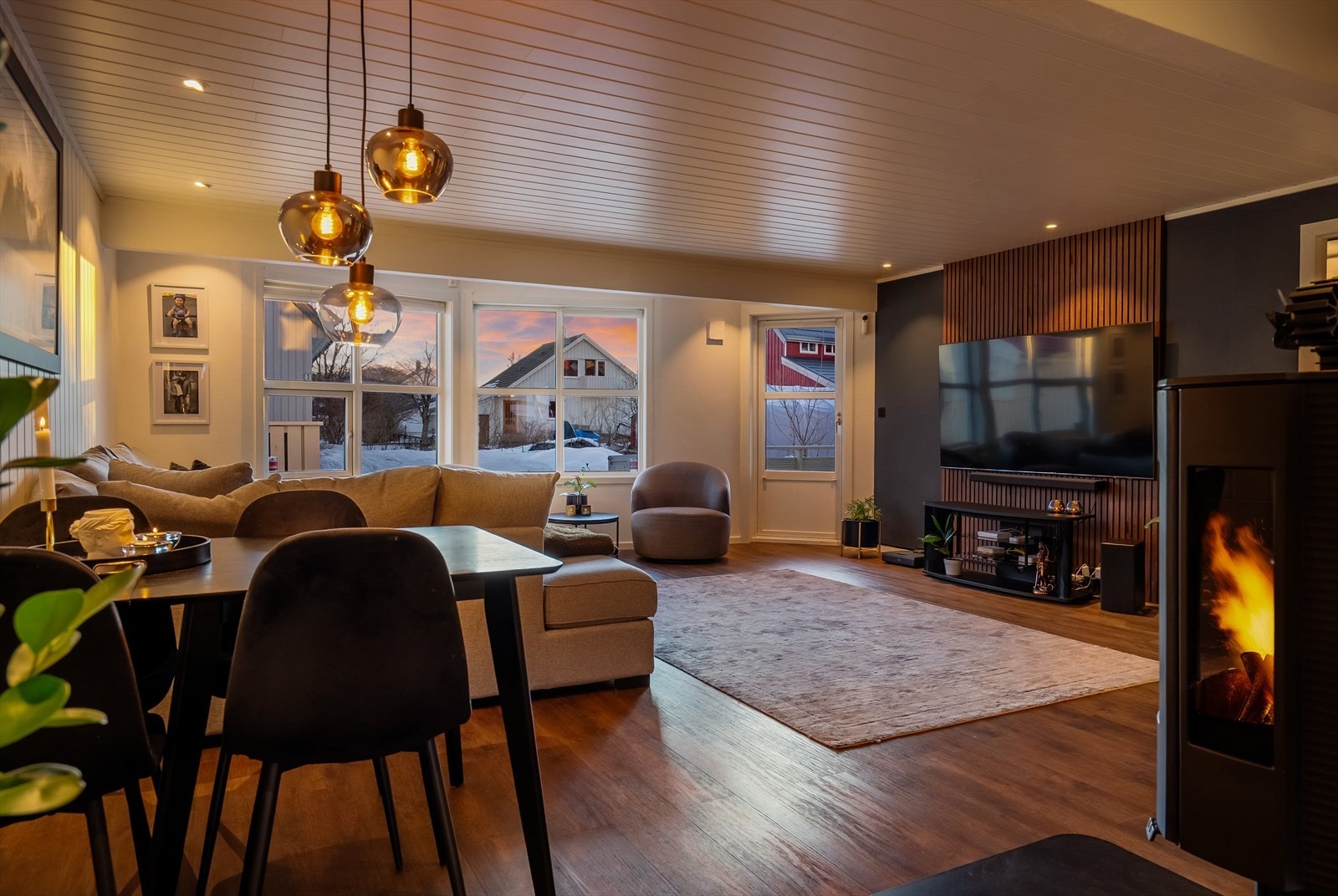 Her vil du trives... Galleribilde