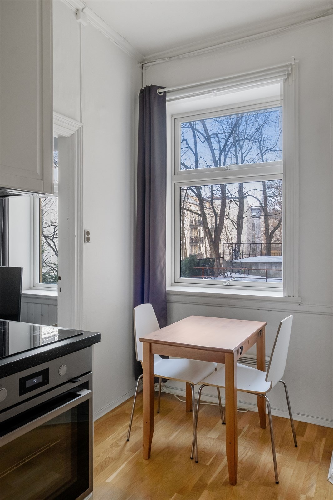 Generøs takhøyde på ca. 2,95 m. Galleribilde