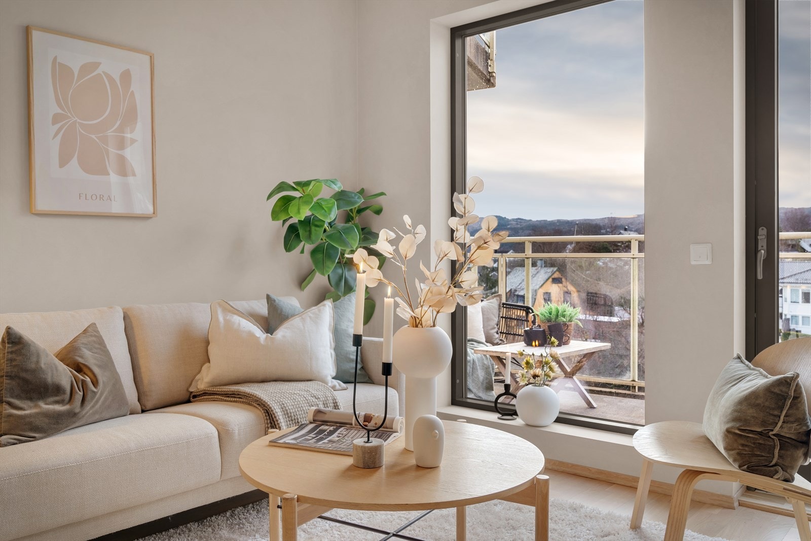 God plass til øsnket møblering. Galleribilde