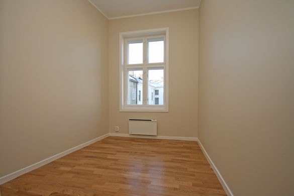 Soverom vendt mot stille og rolig bakgård. Galleribilde