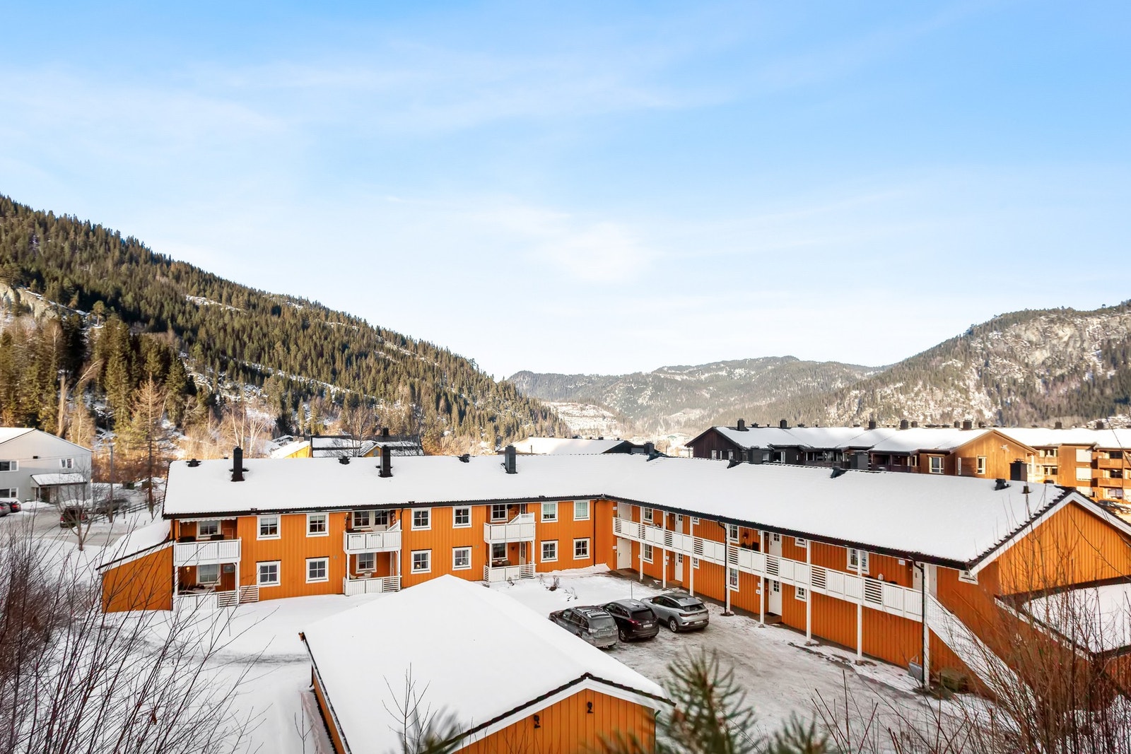 Eiendomsmegler 1 ved Albin Leo Bakkemo har gleden av å presentere Spjelddalen 1B. Galleribilde