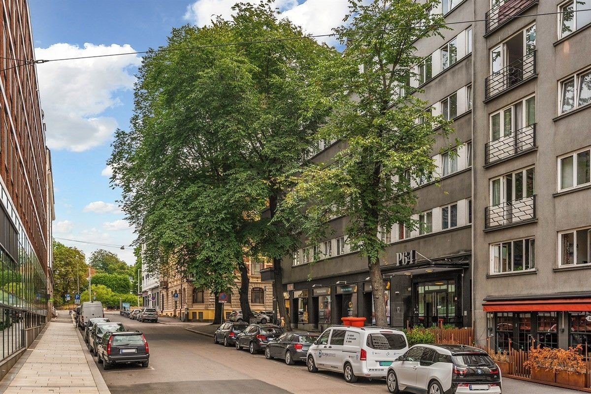 Beliggende i rolig blindgate. Galleribilde