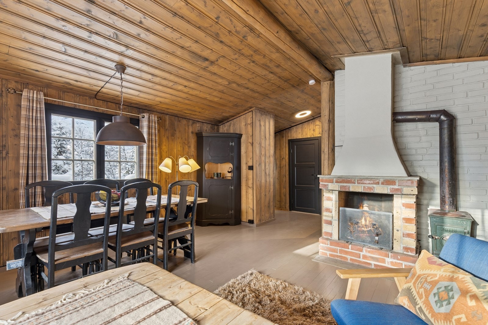 Her er det også ildsted. Galleribilde