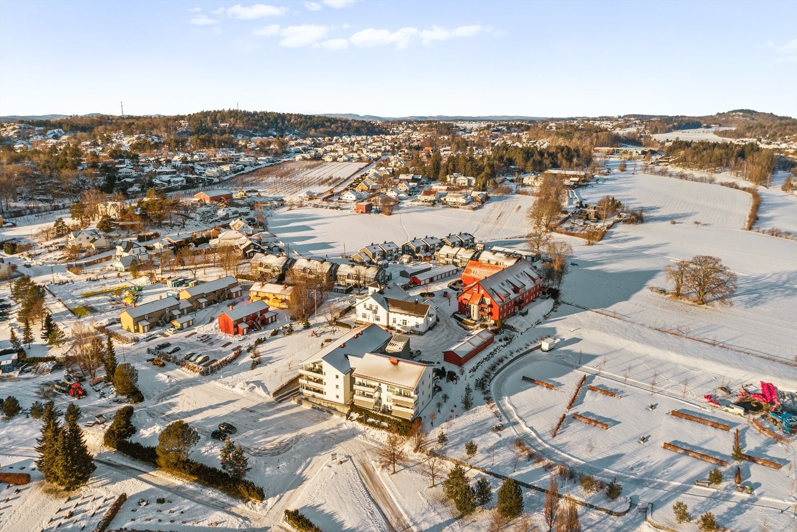 En sjelden god kombinasjon av byliv, natur og tilgjengelighet. Galleribilde
