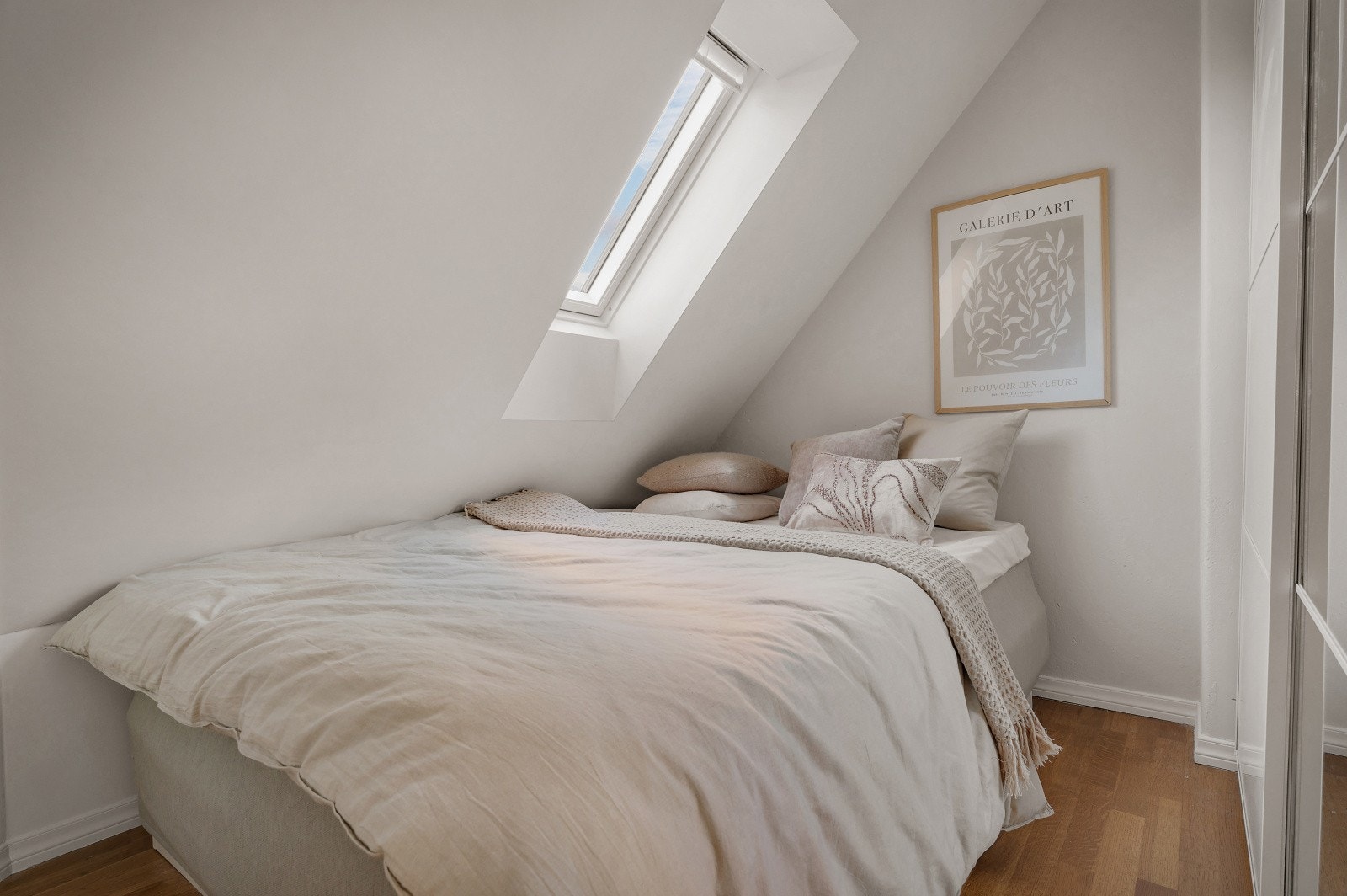 Plass til en 150 x 200 seng Galleribilde