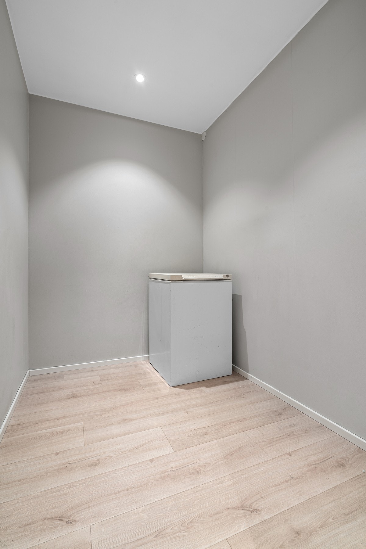 Leiligheten har også et flerbruks-rom, som enkelt kan brukes til for eksempel oppbevaring, kontor eller teknisk rom. Galleribilde