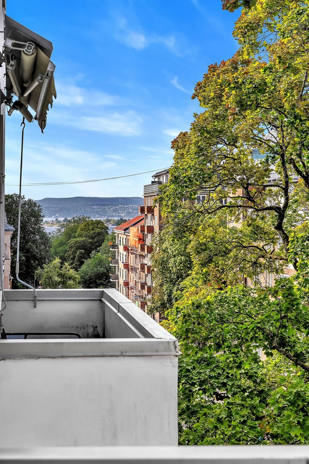 Fra balkongen er det flott utsikt Galleribilde