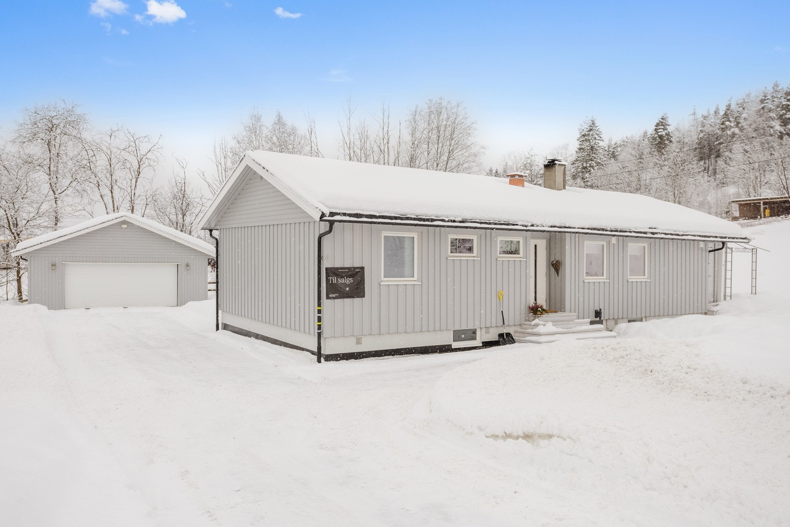 Velkommen til Vinkelveien 4, presentert av Meglerhuset & Partners. Galleribilde