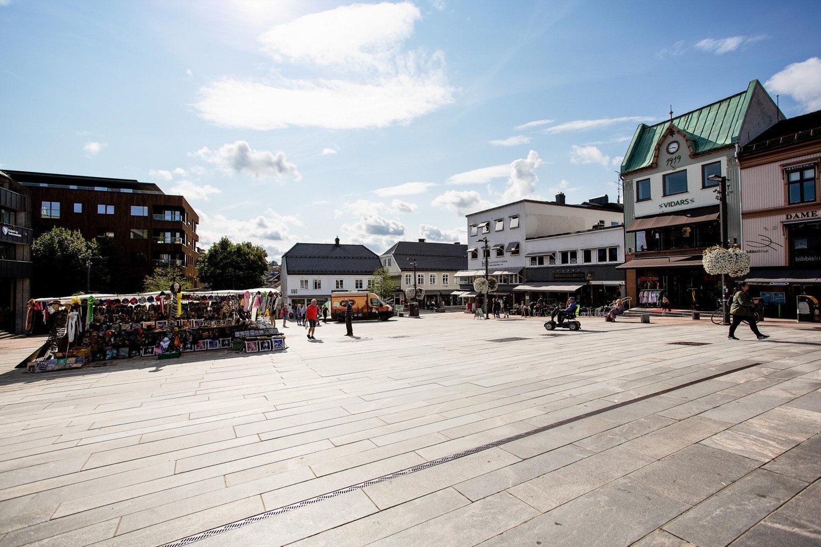 Det er gangavstand til Tønsberg torv. Galleribilde