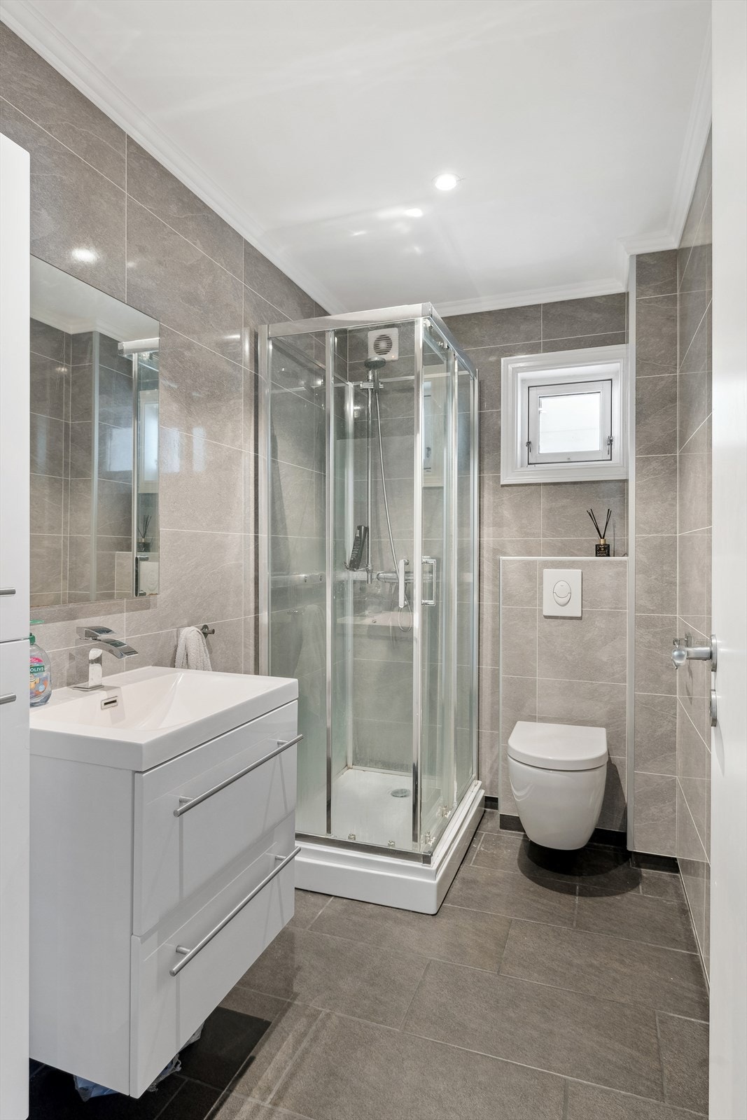 Bad 1. etg Galleribilde