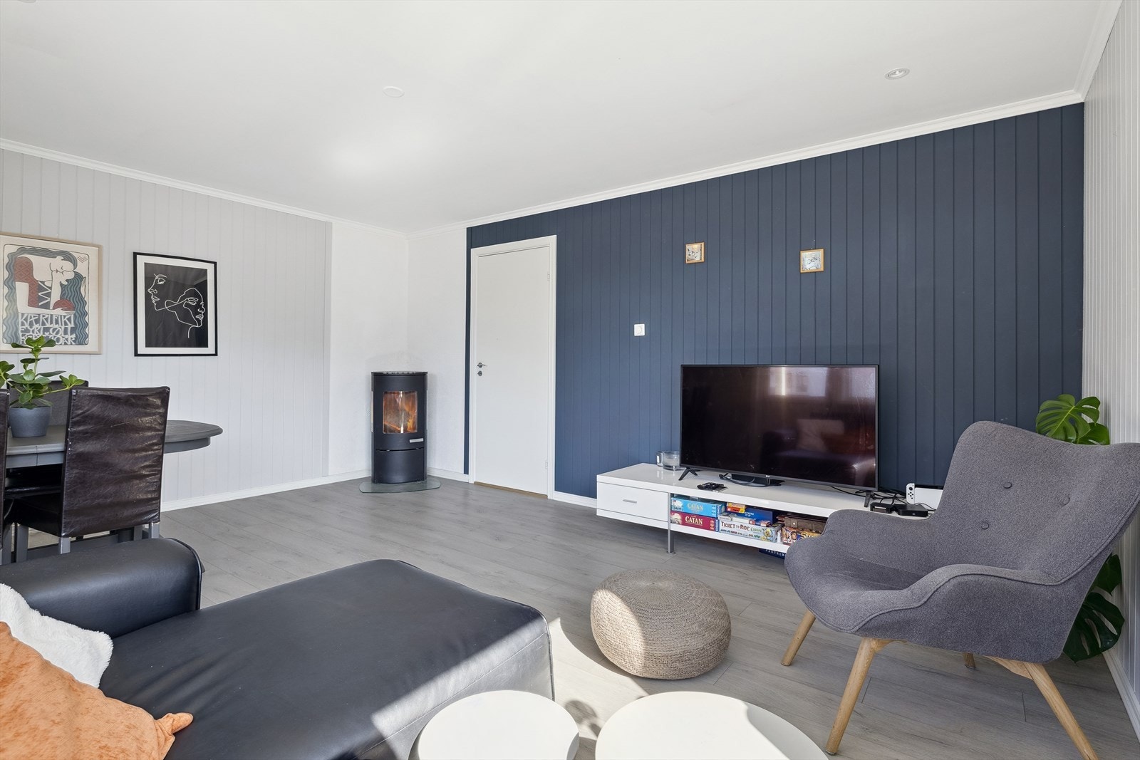 Stue 1. etg Galleribilde