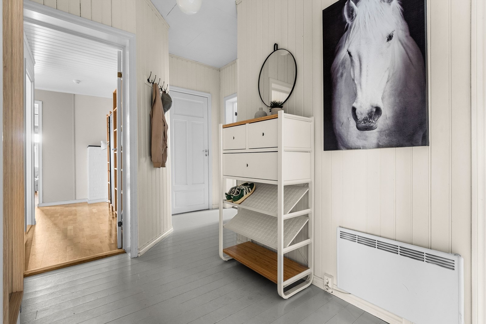 Entreen er på 11m² Galleribilde