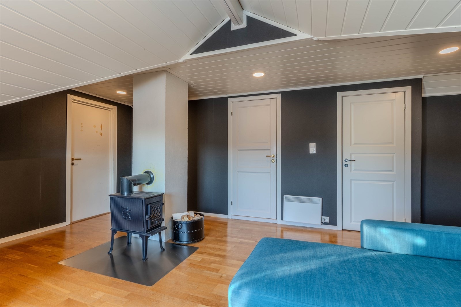 Loftsstue Galleribilde