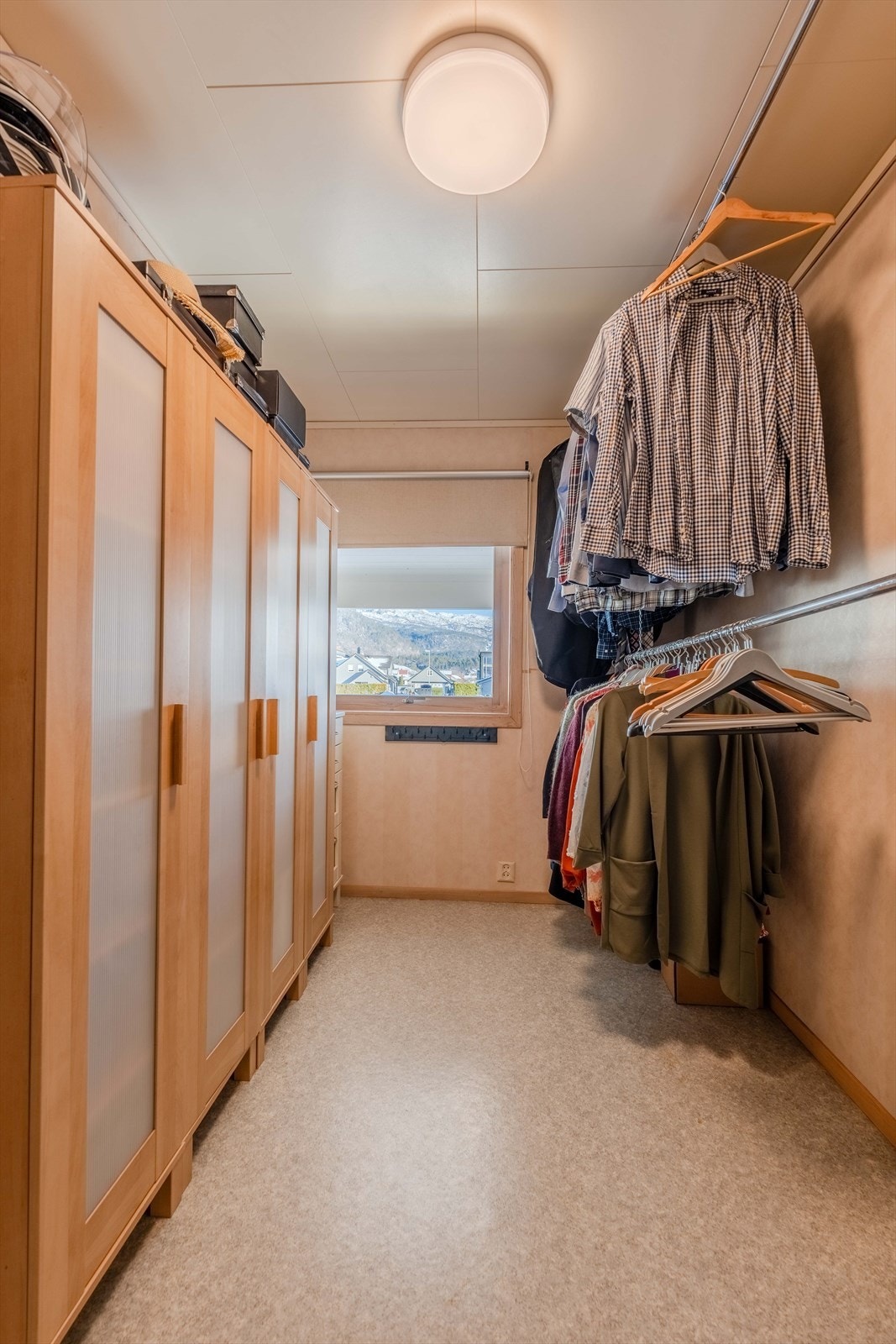 Soverom 2 i 1. etg Galleribilde