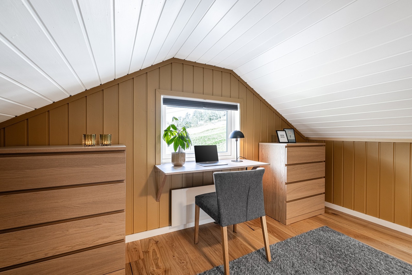 Praktisk disponibelt rom i vestenden. Galleribilde