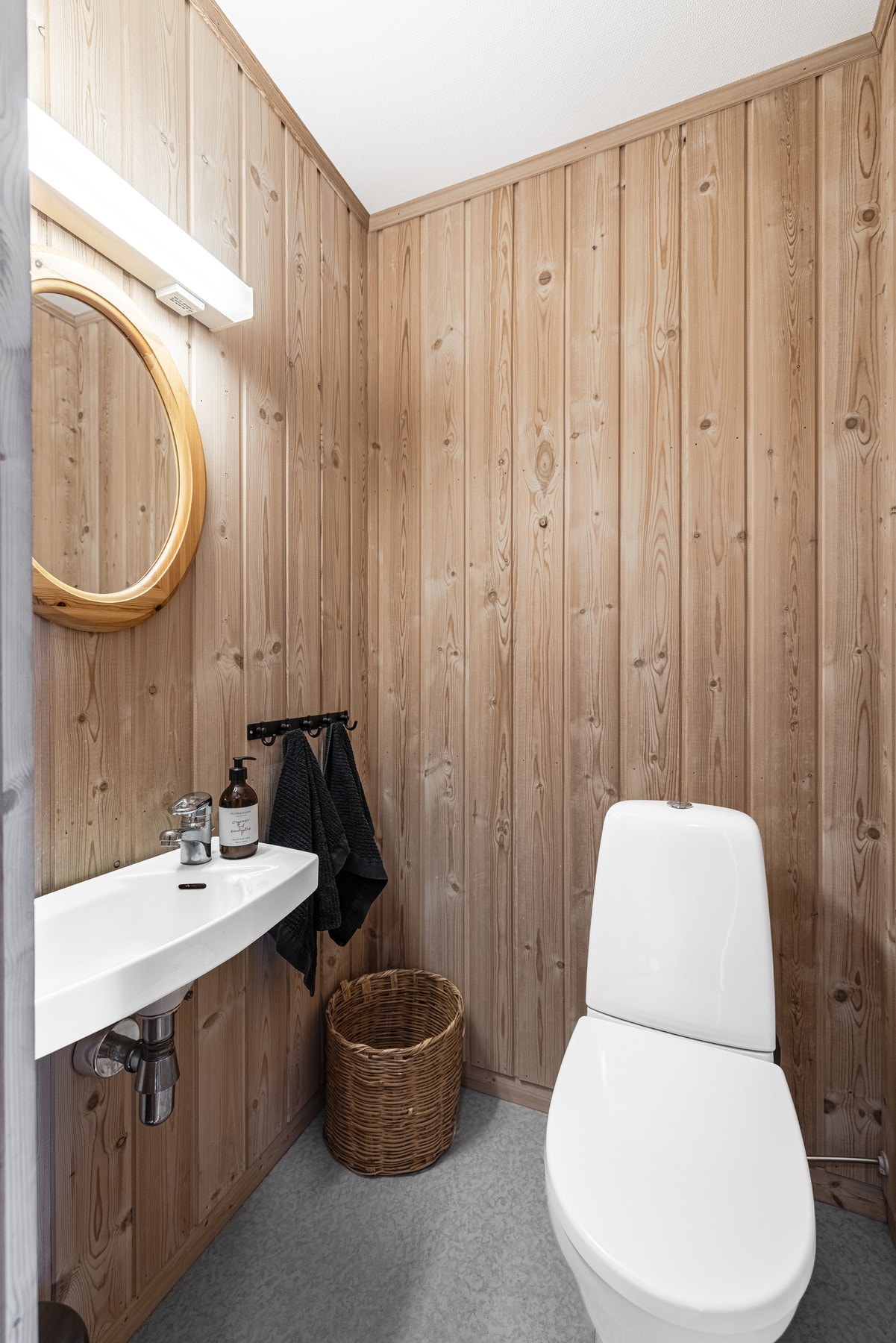 Toalettrom i tillegg til hovedbad. Galleribilde