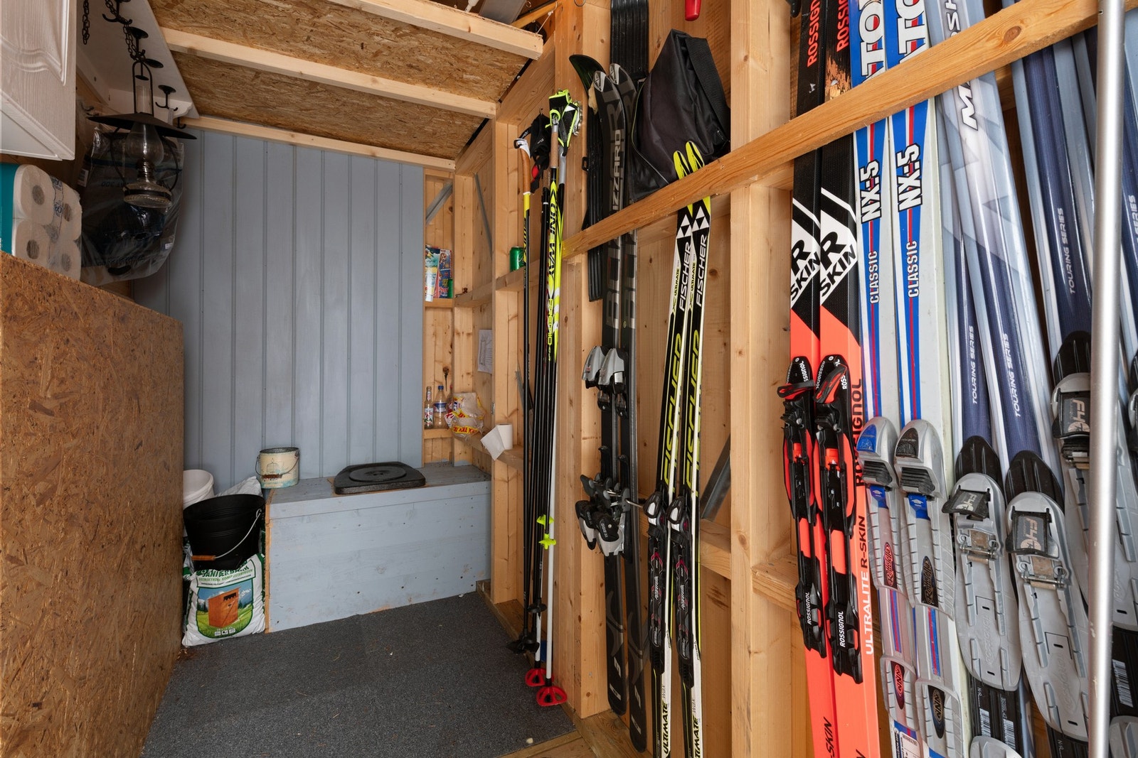 Utvendig bod. Galleribilde