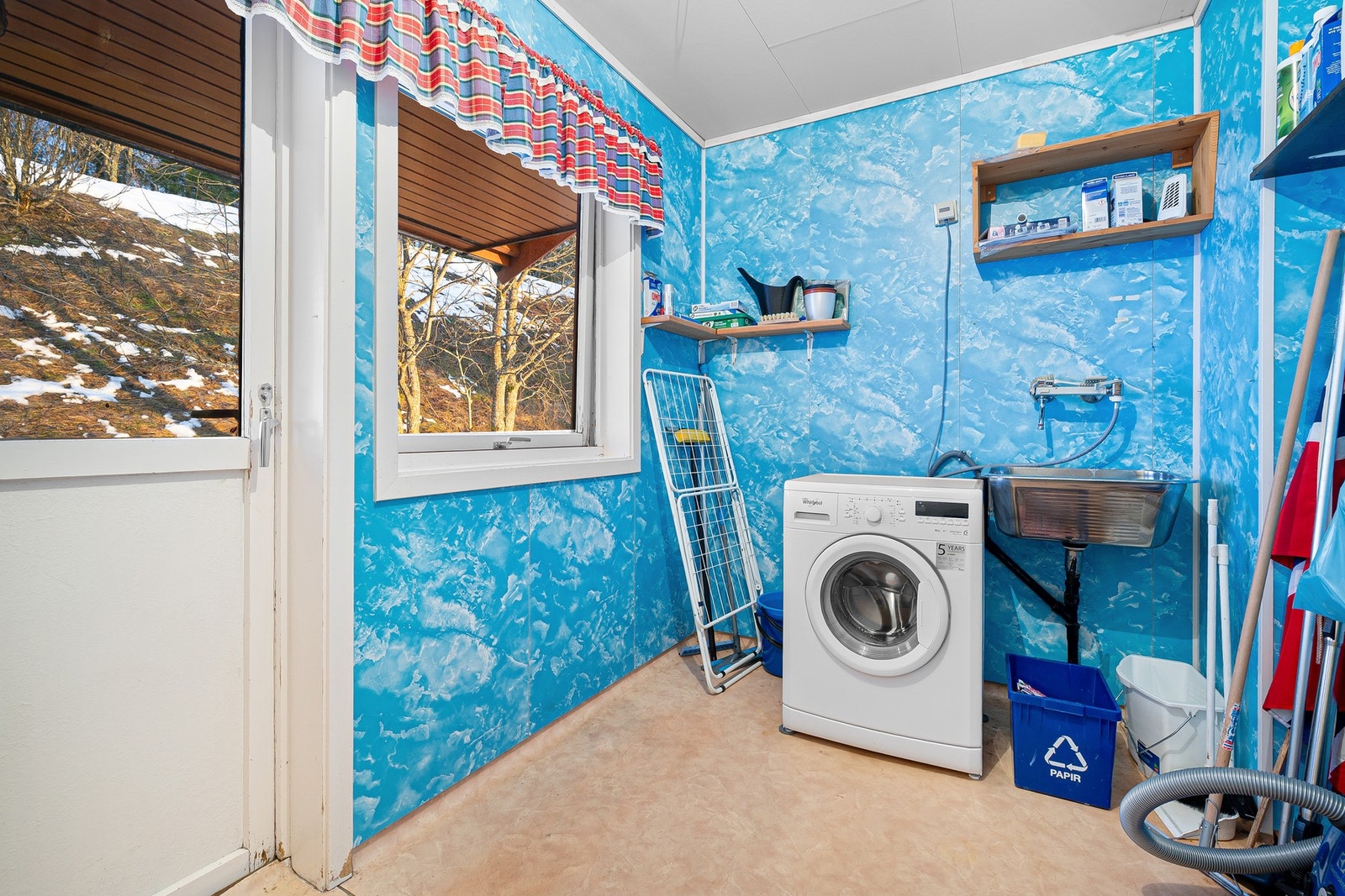 Vaskerom. Galleribilde