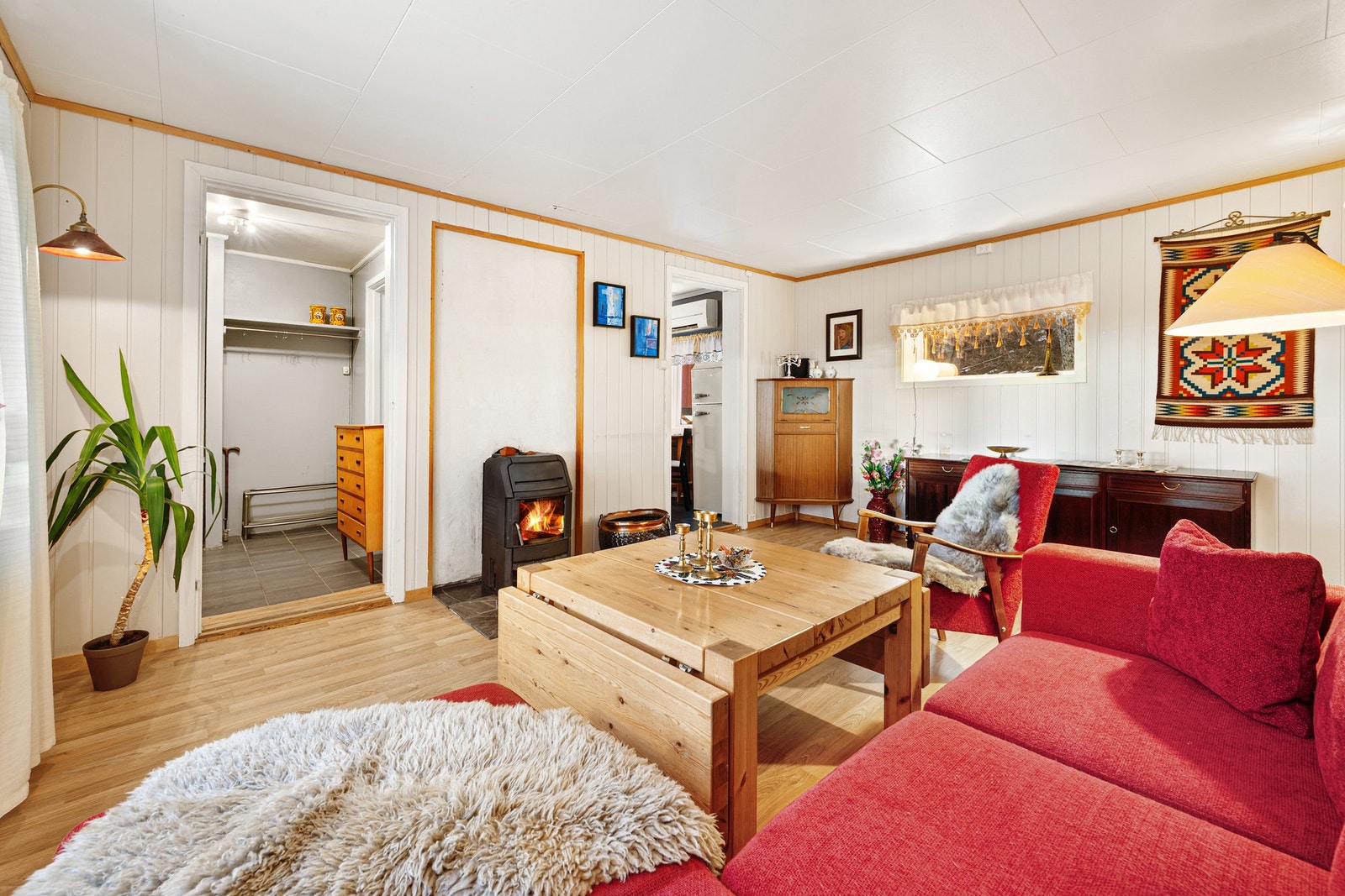 Det er også montert varmepumpe som kan benyttes til oppvarming. Galleribilde