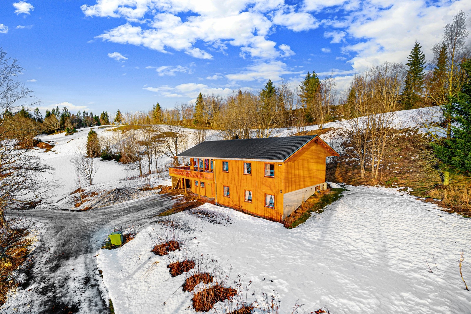 Åkerlivegen 75 - Enebolig på 2 plan med egen tomt på ca 875 kvm. Galleribilde