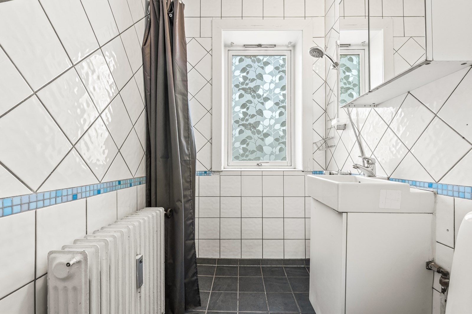 Sameiet byttet ut olje med Bergvarme. Galleribilde