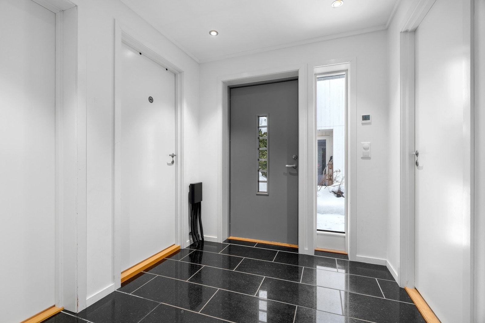 Gang/hall - underetasje Galleribilde