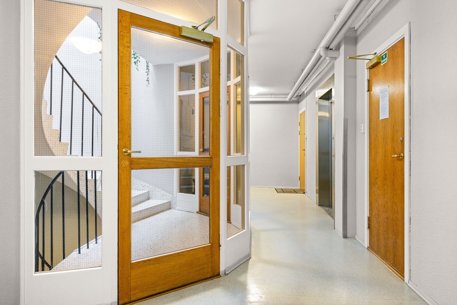 Det er heisadkomst til leilighetsplan. Galleribilde