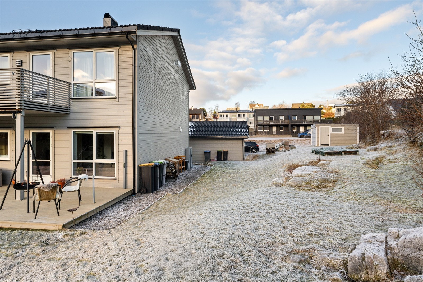 Solrikt uteområde Galleribilde