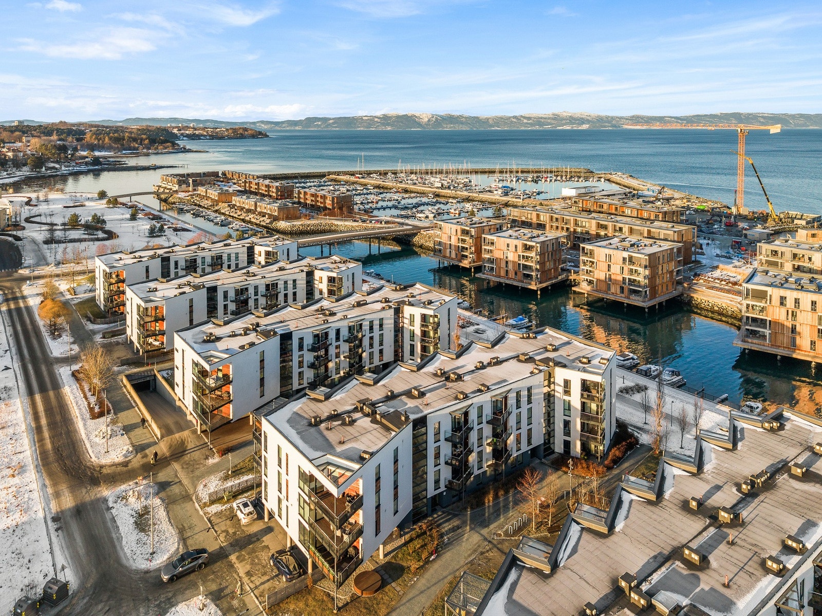Området har både butikker og metro-buss i nærheten. Galleribilde