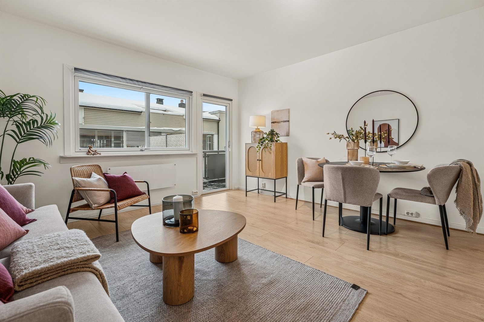 Overflater er pusset opp i sin helhet i 2017 bortsett fra gang som er pusset opp i 2020. Innvendige vegger og tak er nymalt i 2026. Galleribilde