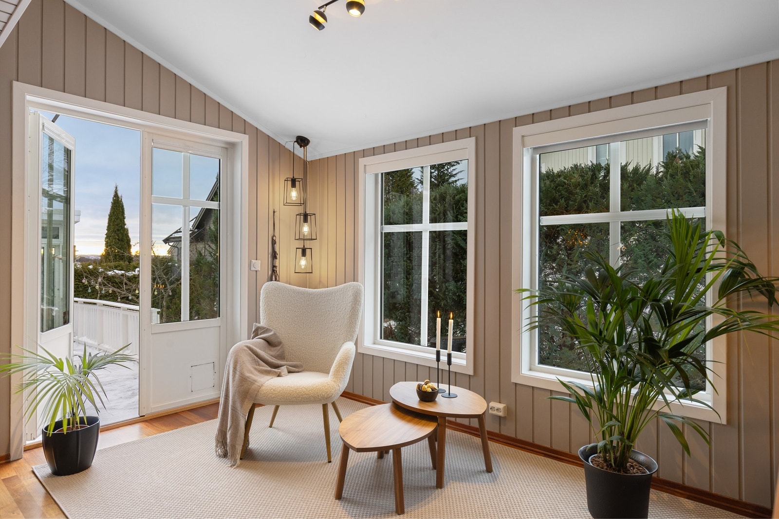 Lesekrok med direkte utgang til terrasse Galleribilde