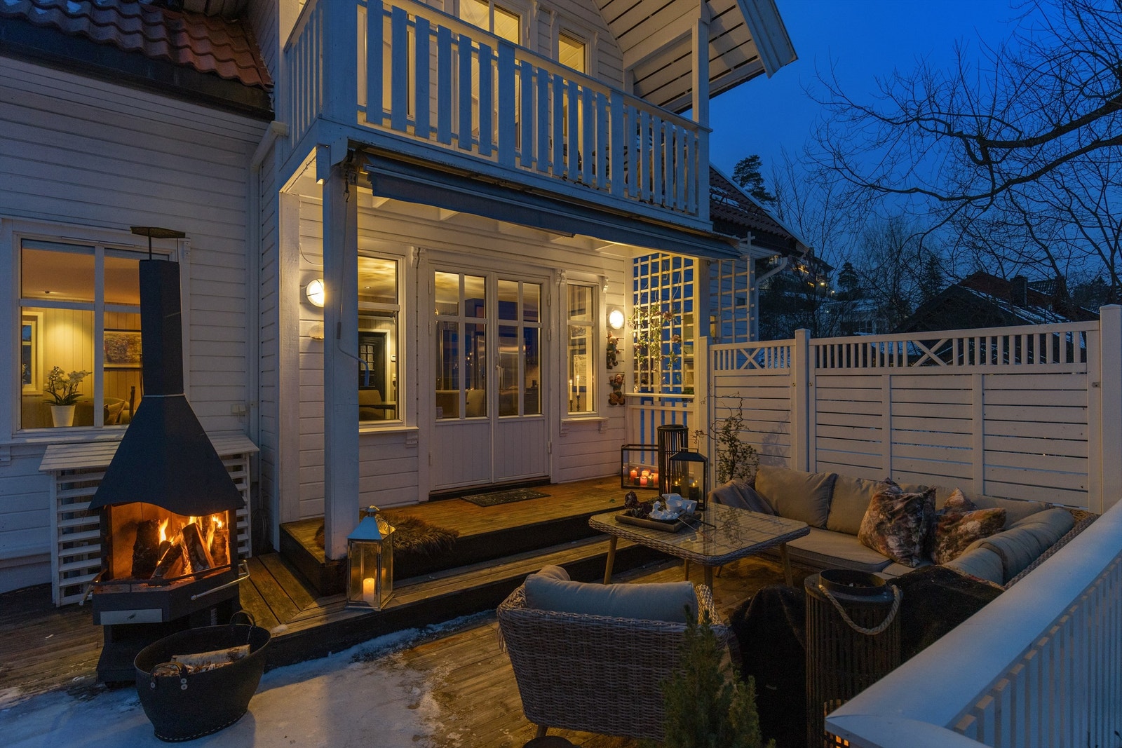 Kveldsstemning på terrassen Galleribilde