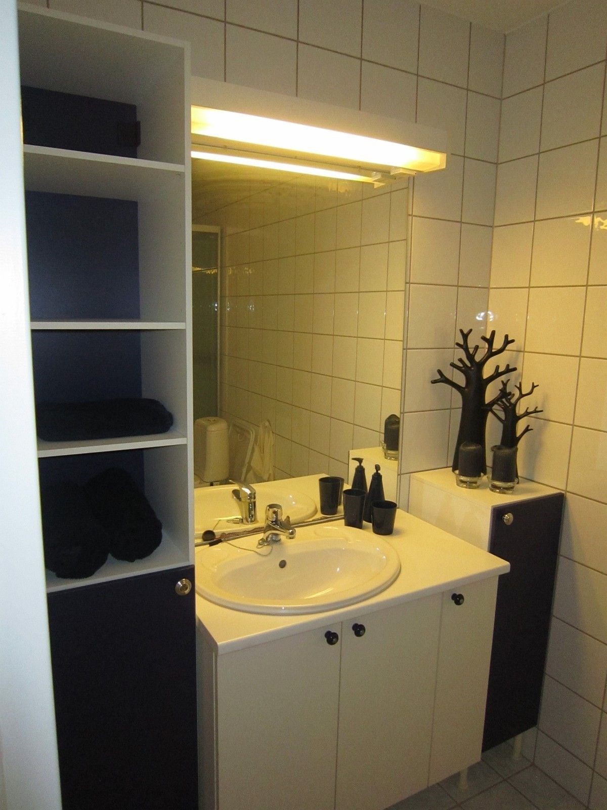 Hybel med eget bad Galleribilde