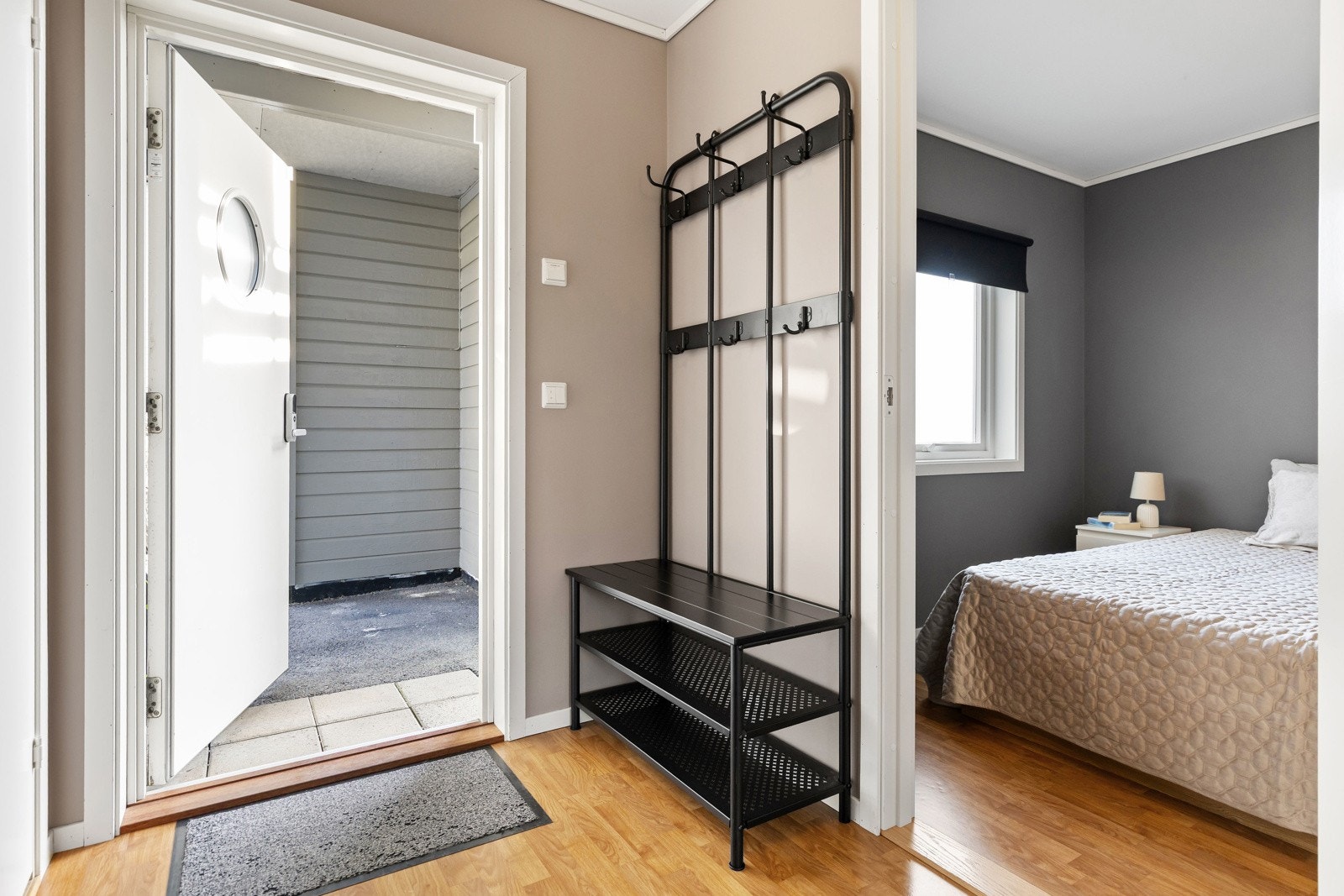 I tilknytning til gang finner man soverom 2, bad og bod. Galleribilde