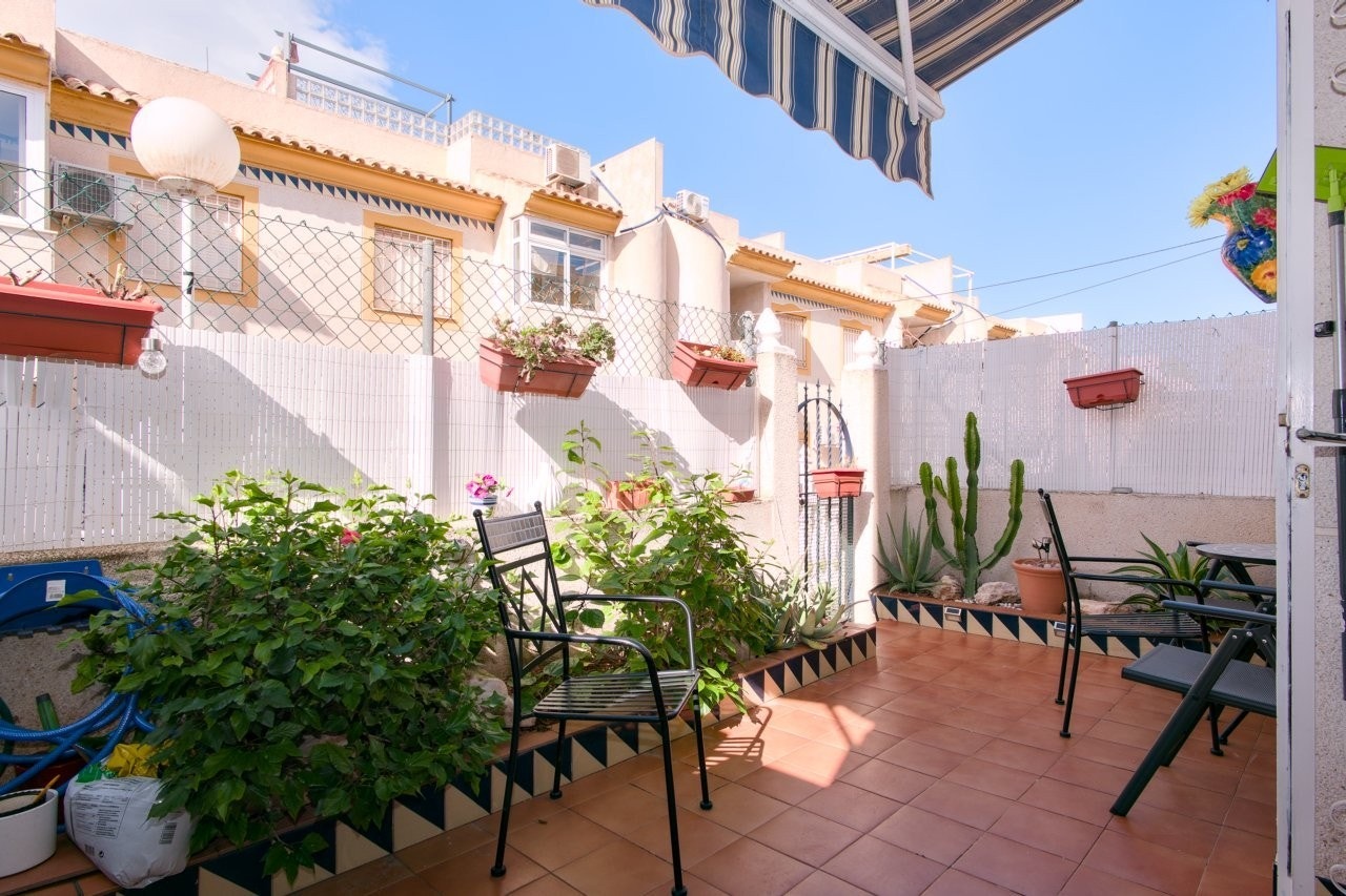 Terrasse på baksiden Galleribilde