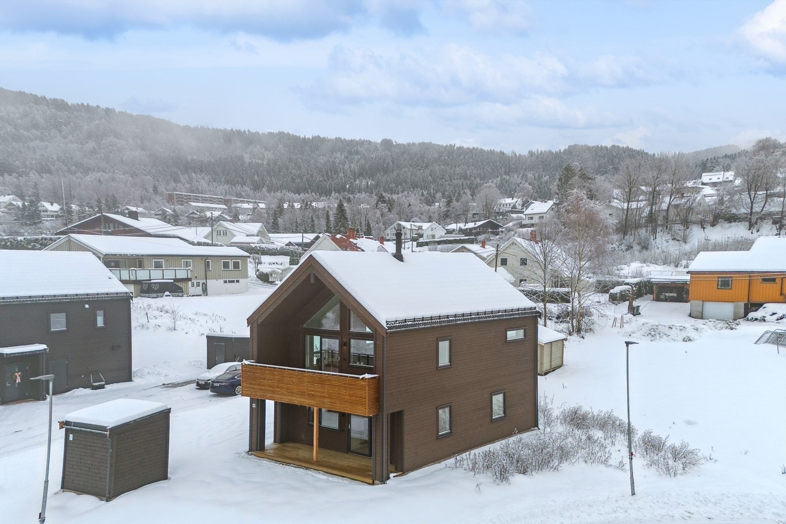 Mjøndalen byr på mange varierte og lett tilgjengelige turområder. Galleribilde