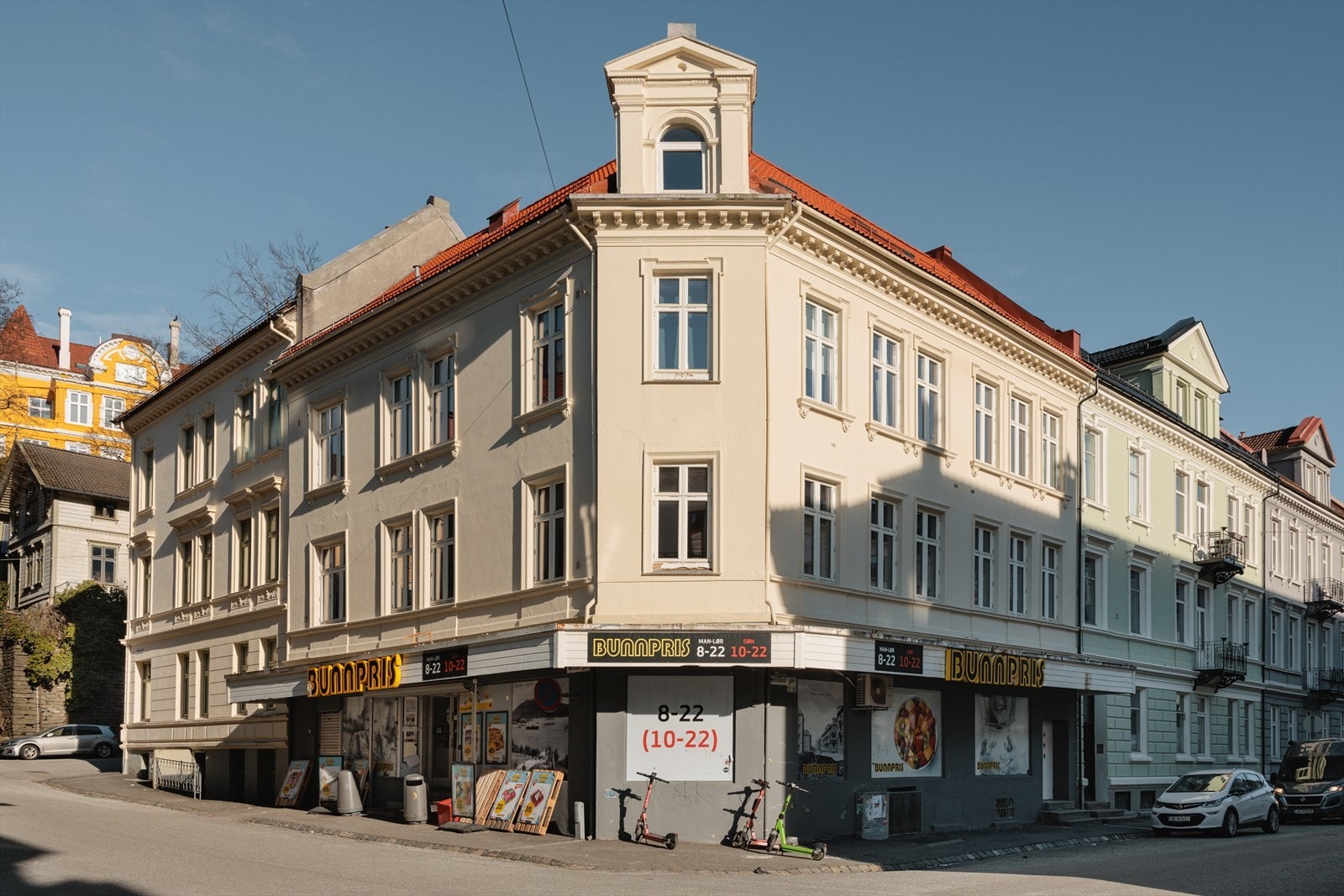 Nærmeste dagligvarebutikk ligger et steinkast unna. Galleribilde